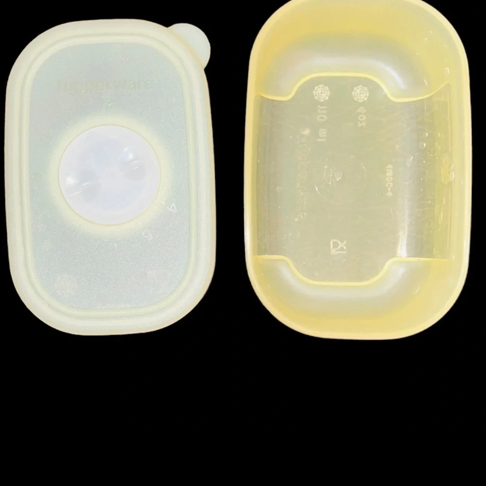VINTAGE Tupperware Freezer Mates 4oz Dial A Date 4160C-4 Yellow Lid Container